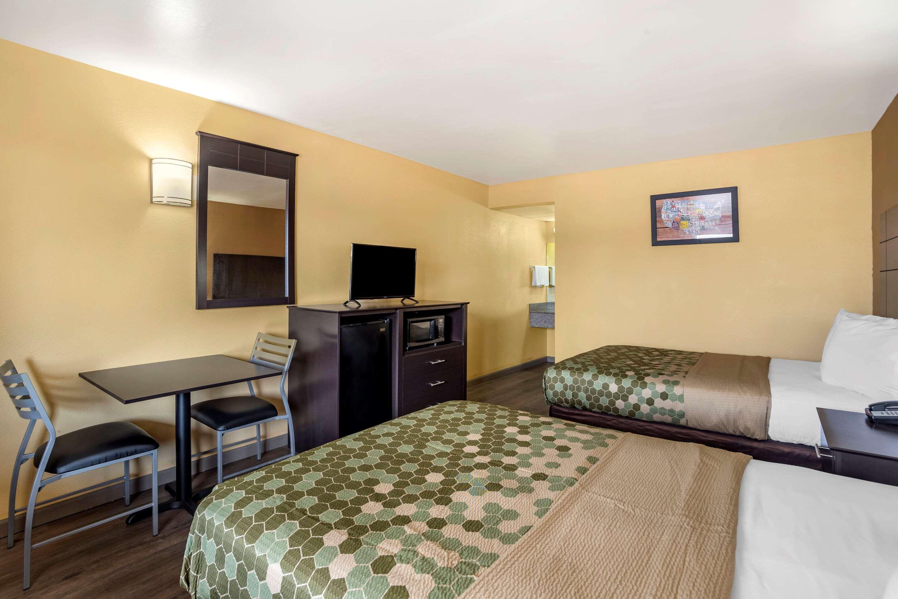 Econo Lodge Easton Route 50 Экстерьер фото