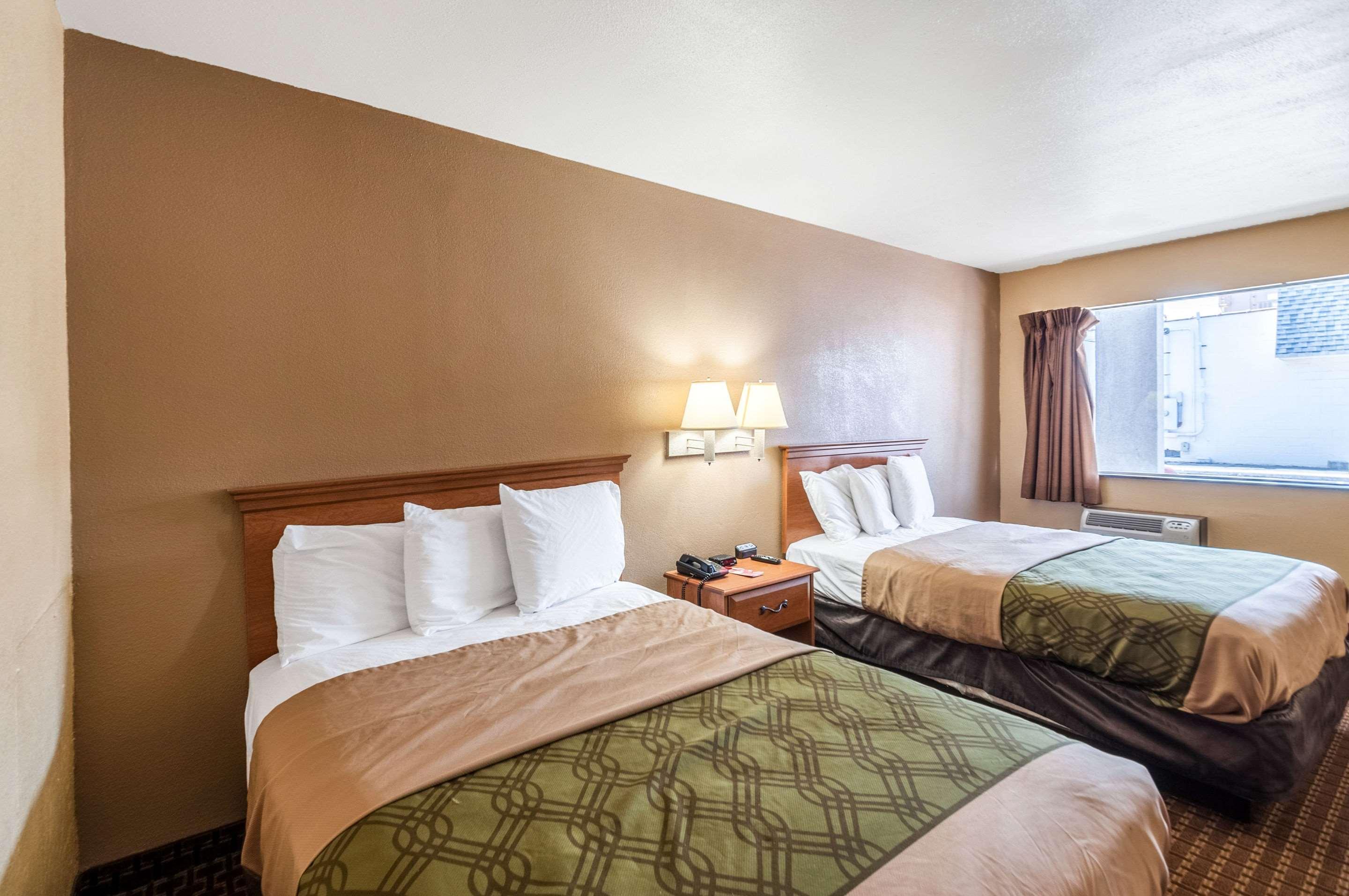 Econo Lodge Easton Route 50 Экстерьер фото