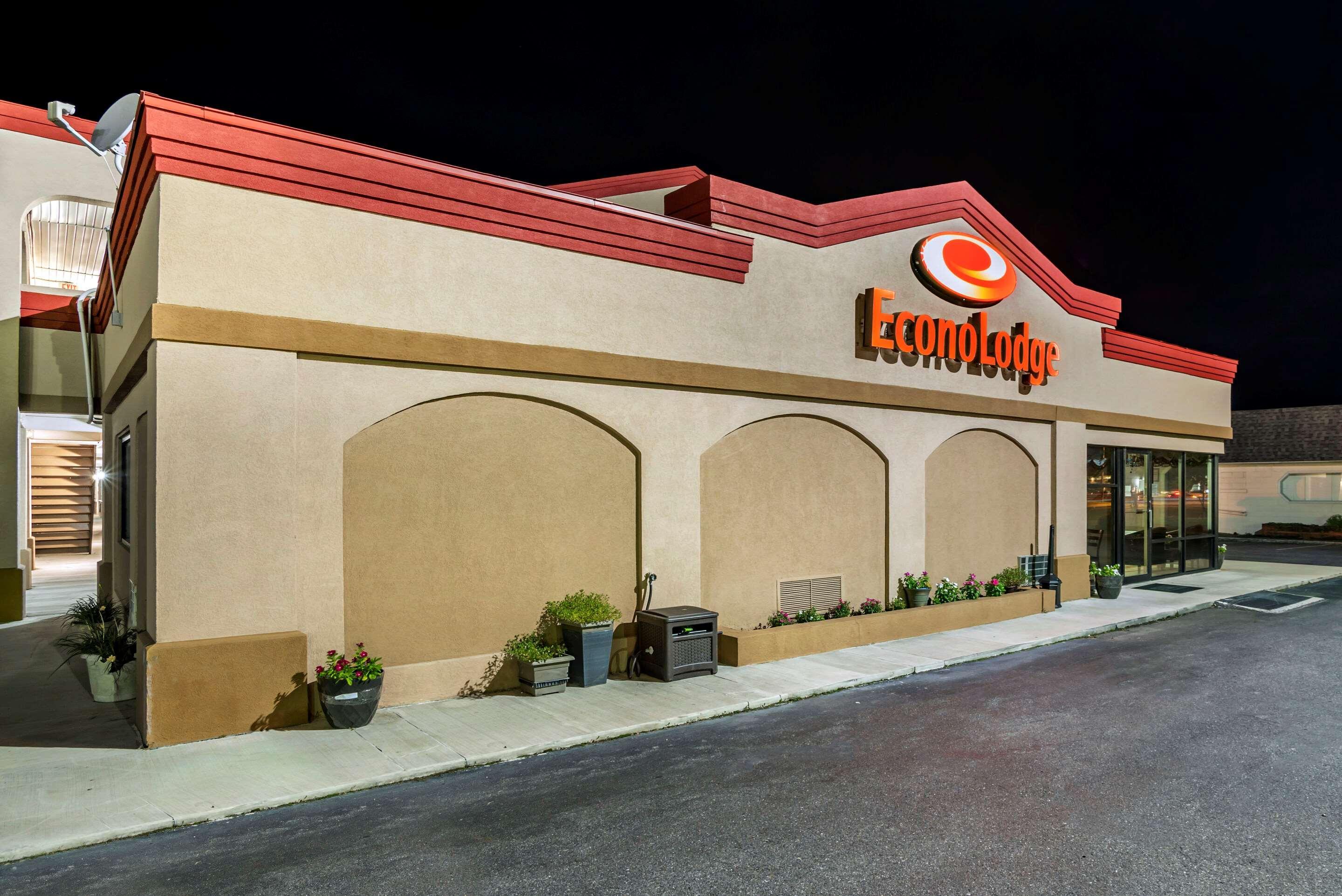 Econo Lodge Easton Route 50 Экстерьер фото